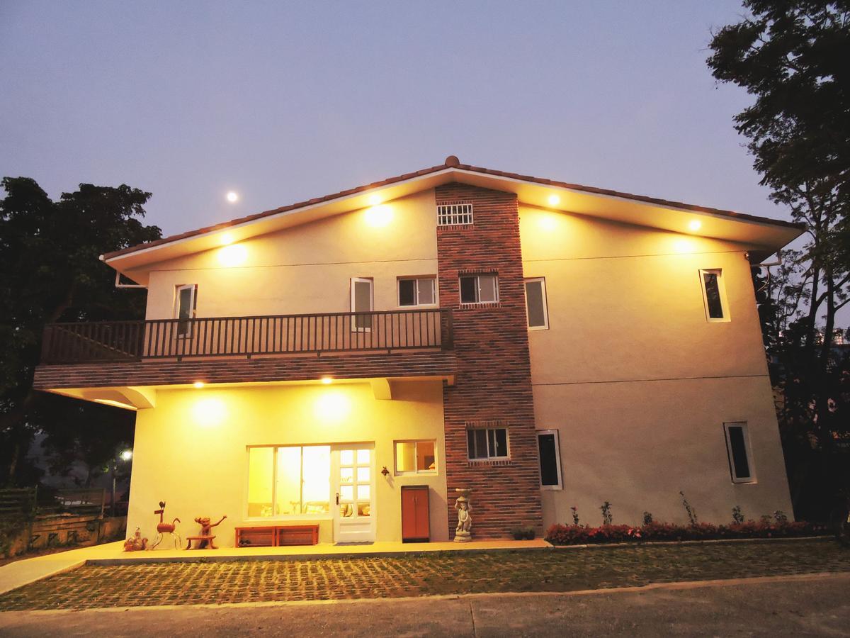 לינה וארוחת בוקר לואי Deer House מראה חיצוני תמונה